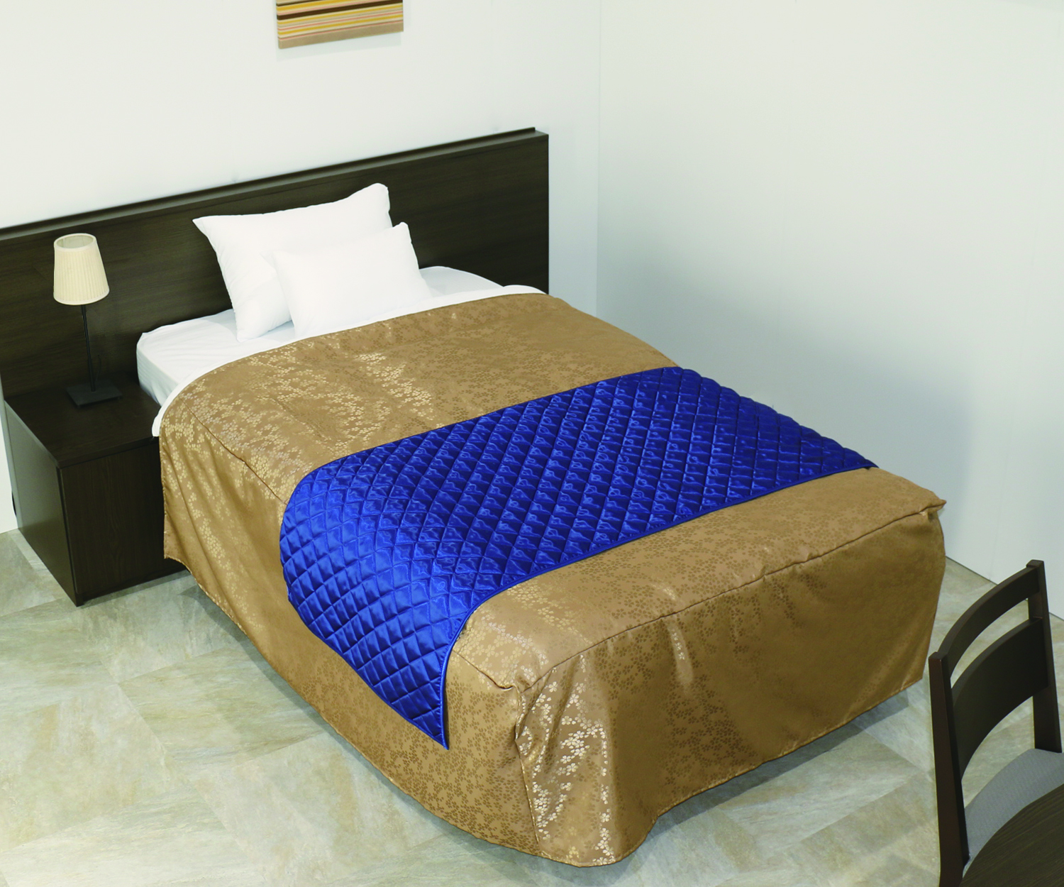 トモザワベッドによる寝装品サンプル3